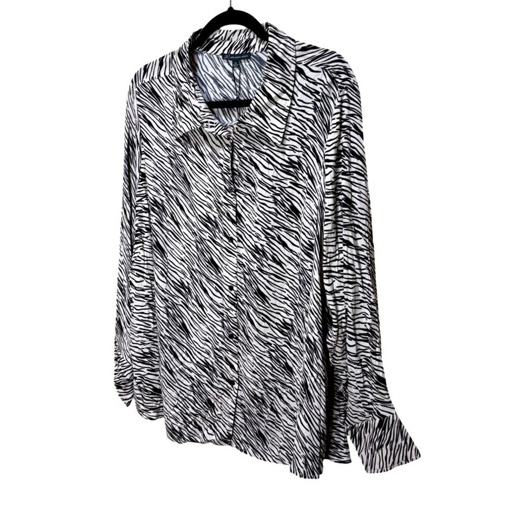 Adrianna Papell Printed Soft Crepe Woven Button Front Top - Zebra Size 2X - Picture 4 of 6